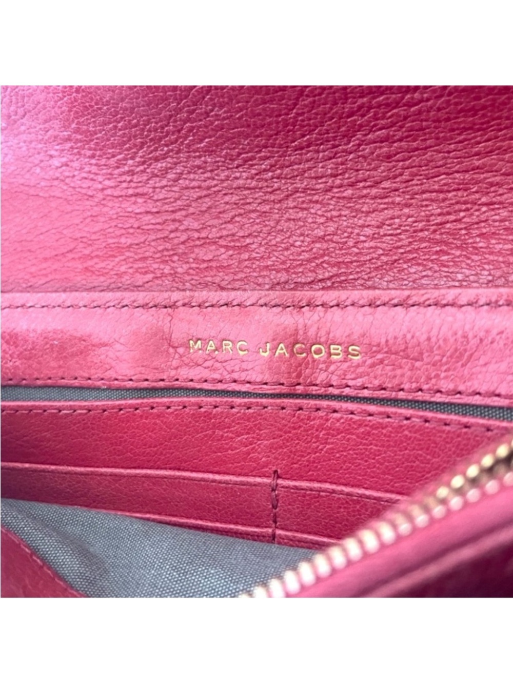 Marc Jacobs Red Quilted Leather Crossbody with Gold Chain EUC - Picture 8 of 12